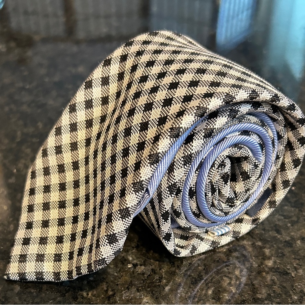 TOMMY HILFIGER Silk Tie • Black & White Plaid Blade • Blue Tail